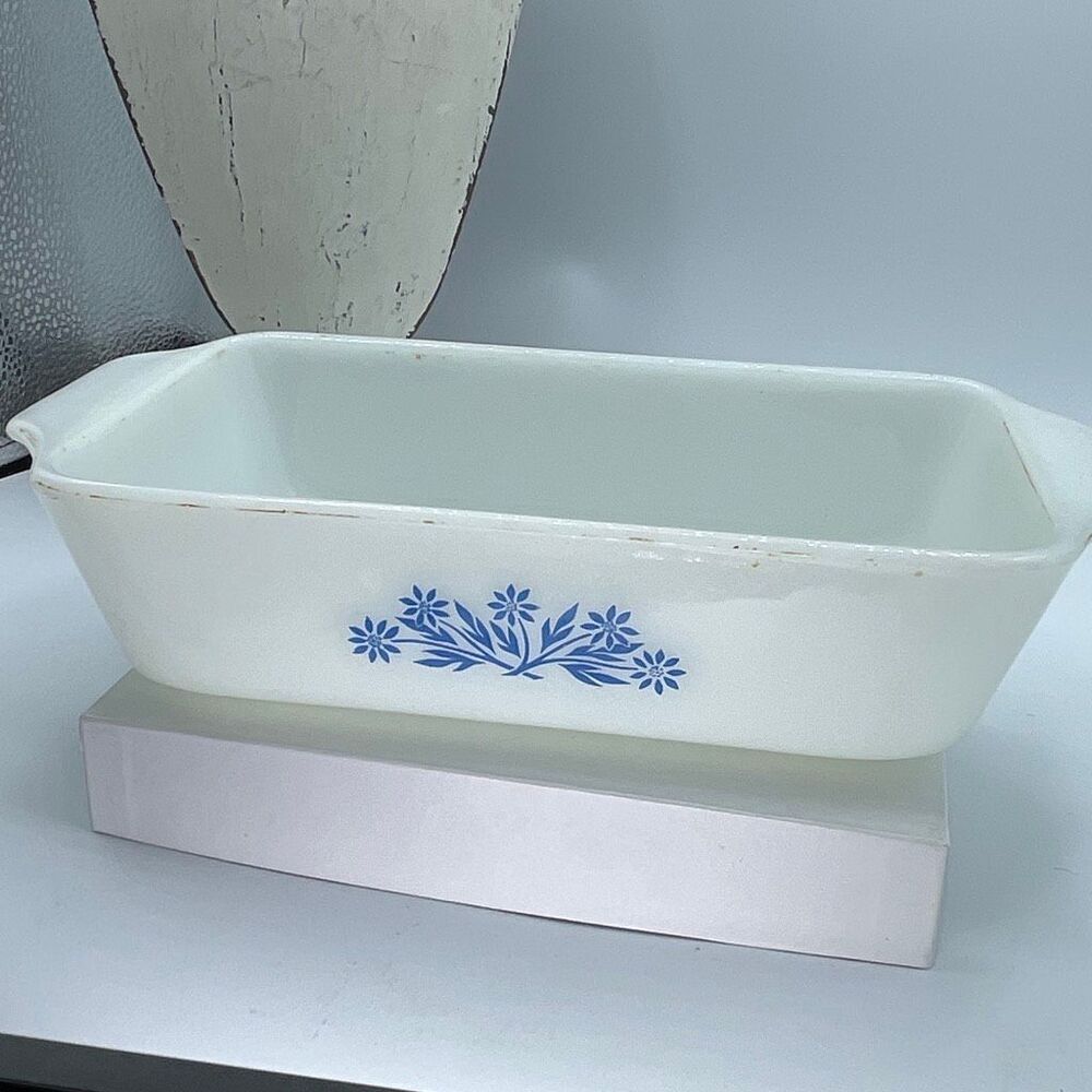 Vintage milk glass cornflower blue loaf bread pan